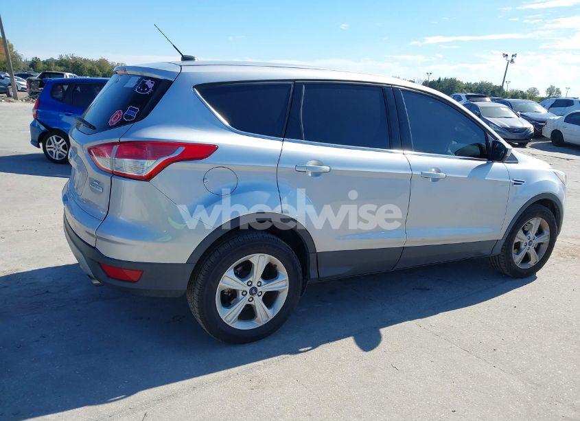 Photo 4 of 2016 Ford Escape SE (VIN 1FMCU0G90GUA32256)