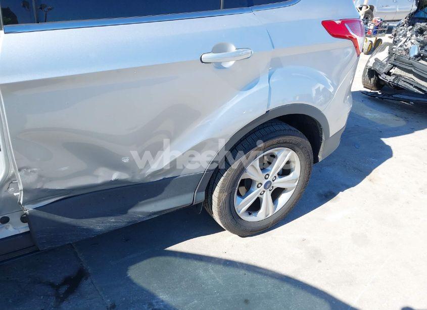 Photo 6 of 2016 Ford Escape SE (VIN 1FMCU0G90GUA32256)