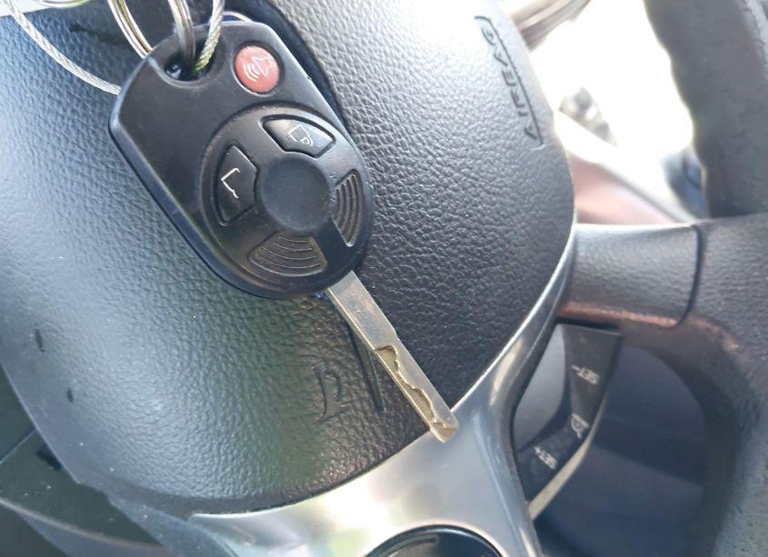 Photo 11 of 2016 Ford Escape SE (VIN 1FMCU0G90GUB12883)