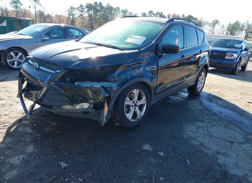 Photo 2 of 2016 Ford Escape SE (VIN 1FMCU0G90GUB12883)