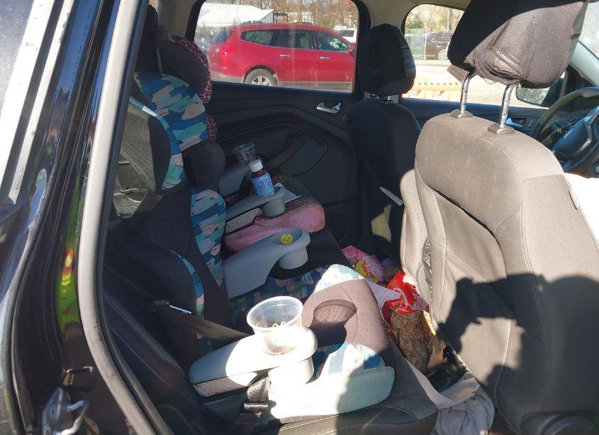 Photo 8 of 2016 Ford Escape SE (VIN 1FMCU0G90GUB12883)