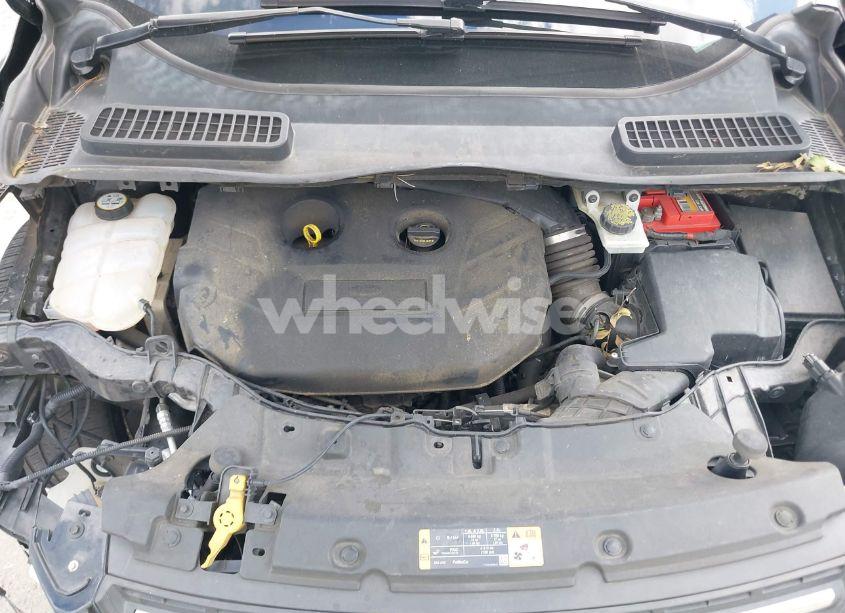 Photo 10 of 2016 Ford Escape SE (VIN 1FMCU0G90GUC18038)