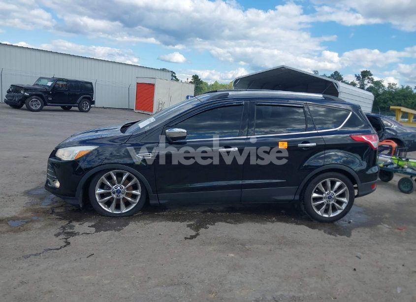 Photo 14 of 2016 Ford Escape SE (VIN 1FMCU0G90GUC18038)