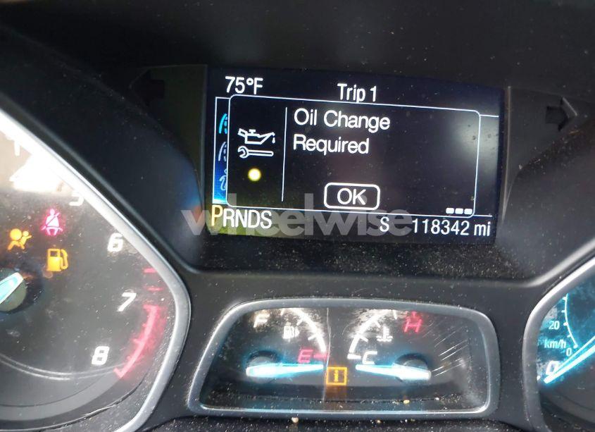 Photo 15 of 2016 Ford Escape SE (VIN 1FMCU0G90GUC18038)