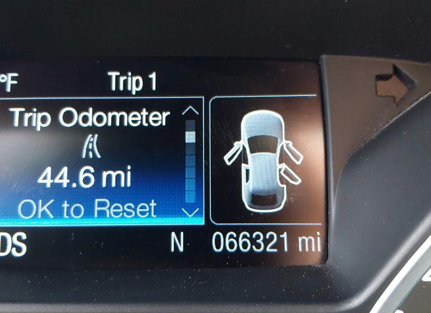 Photo 15 of 2016 Ford Escape SE (VIN 1FMCU0G90GUC66557)