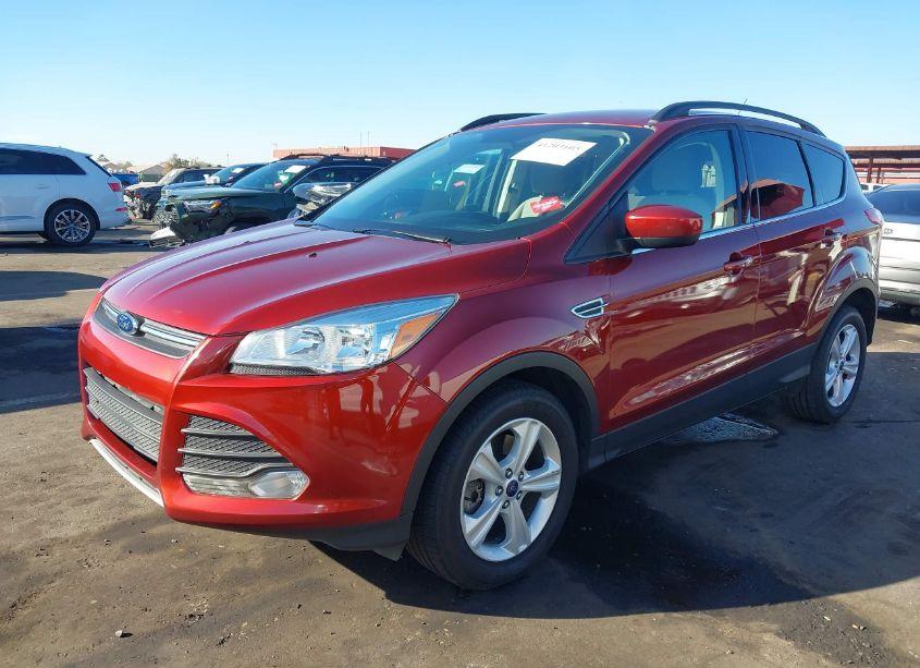Photo 2 of 2016 Ford Escape SE (VIN 1FMCU0G90GUC66557)