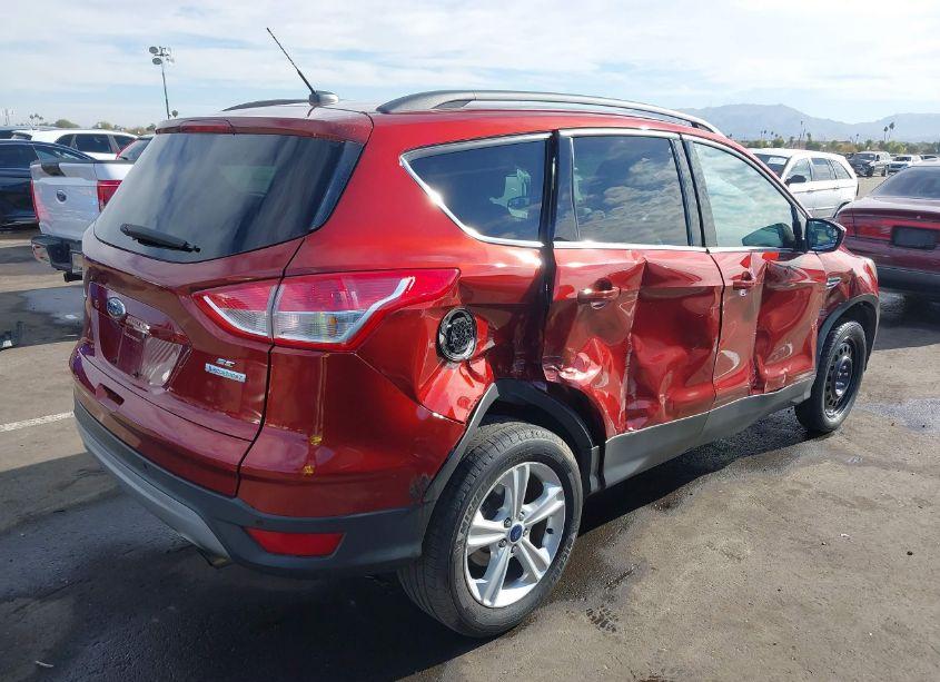 Photo 4 of 2016 Ford Escape SE (VIN 1FMCU0G90GUC66557)