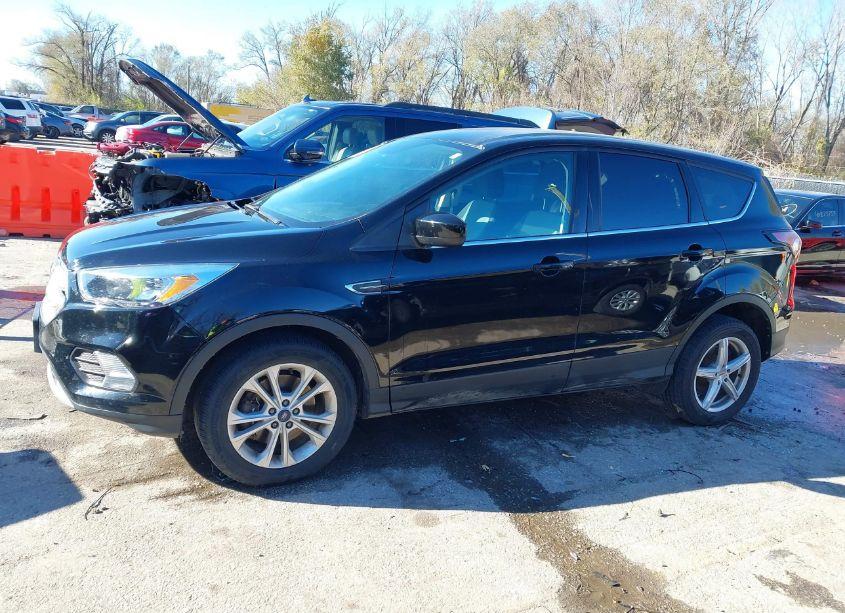 Photo 14 of 2017 Ford Escape SE (VIN 1FMCU0G90HUE15826)