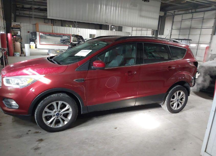 Photo 14 of 2017 Ford Escape SE (VIN 1FMCU0G90HUF10564)