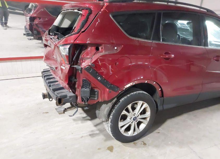 Photo 17 of 2017 Ford Escape SE (VIN 1FMCU0G90HUF10564)