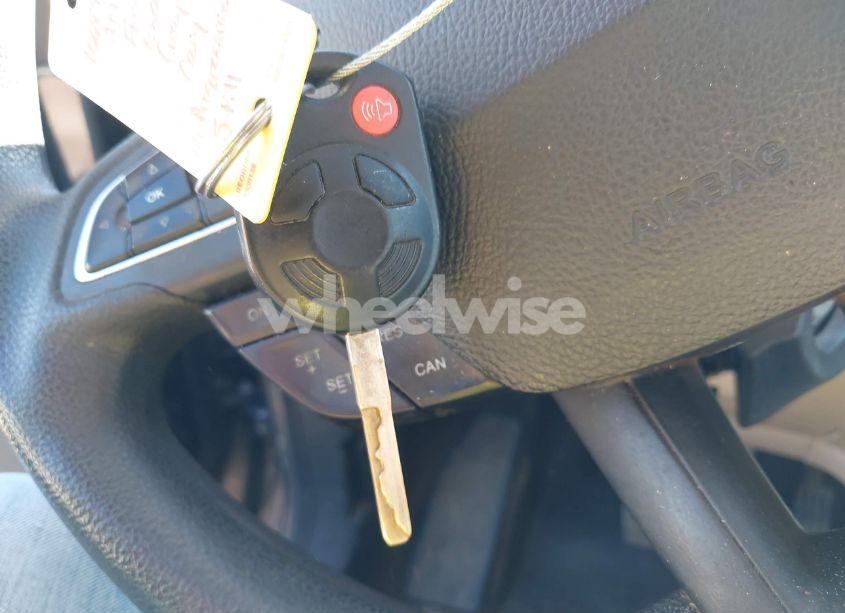 Photo 11 of 2018 Ford Escape SE (VIN 1FMCU0G90JUB49083)