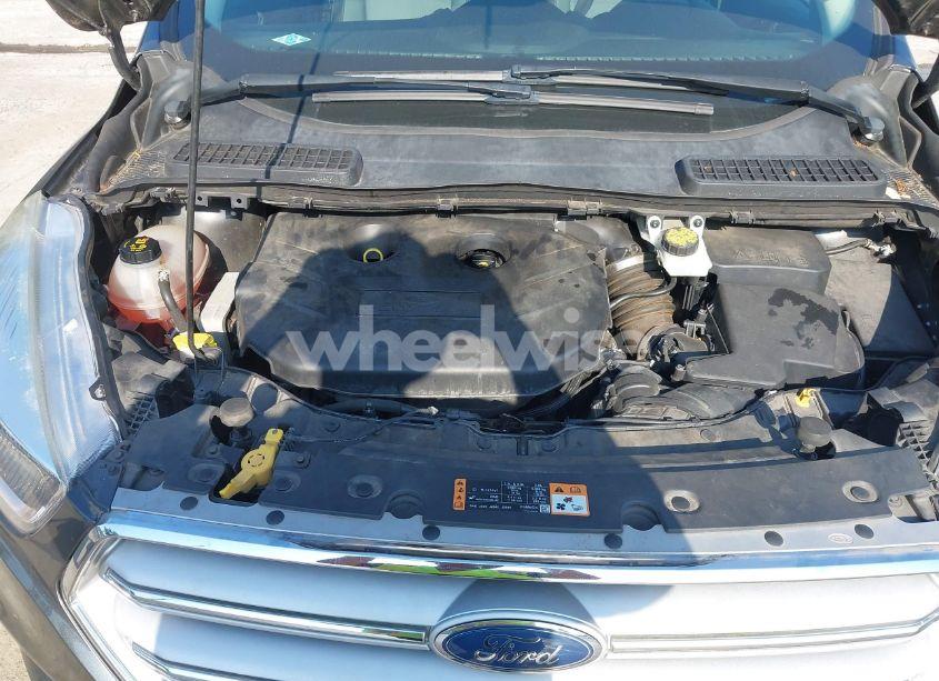 Photo 10 of 2018 Ford Escape SE (VIN 1FMCU0G90JUB49326)