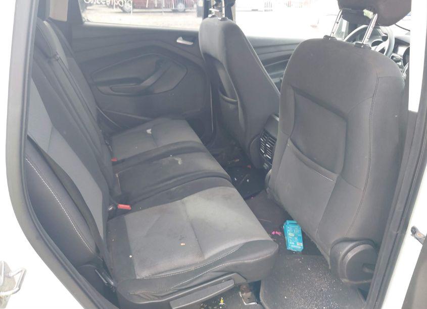 Photo 8 of 2018 Ford Escape SE (VIN 1FMCU0G90JUB49746)