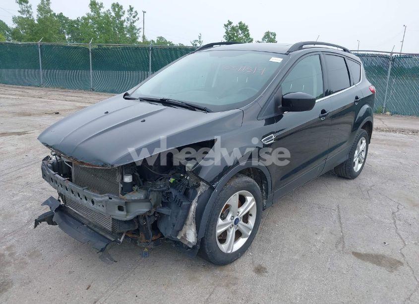 Photo 2 of 2014 Ford Escape SE (VIN 1FMCU0G91EUD42719)