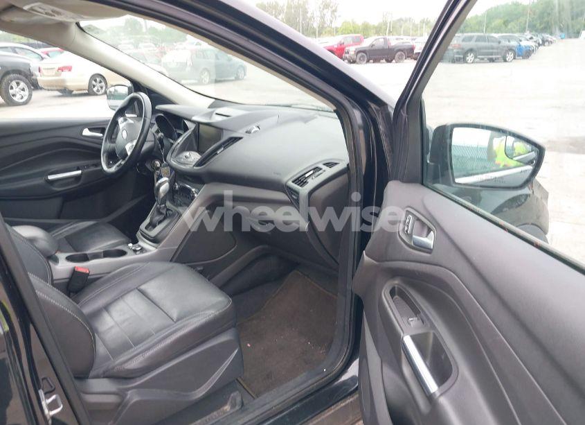 Photo 5 of 2014 Ford Escape SE (VIN 1FMCU0G91EUD42719)