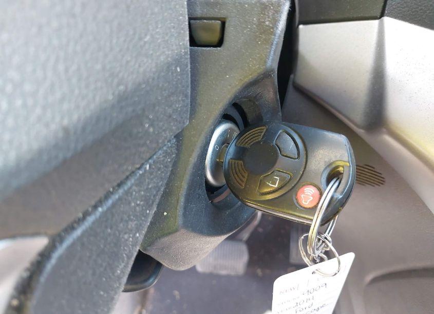 Photo 11 of 2014 Ford Escape SE (VIN 1FMCU0G91EUD45524)