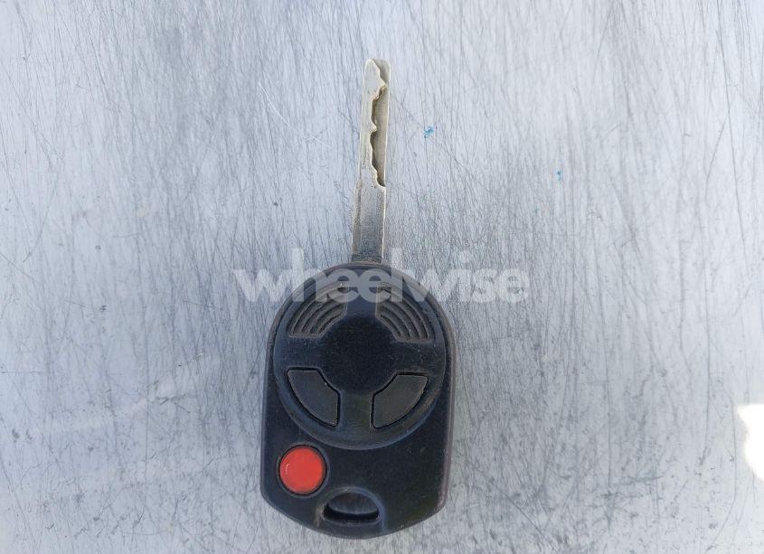 Photo 11 of 2015 Ford Escape SE (VIN 1FMCU0G91FUA18588)