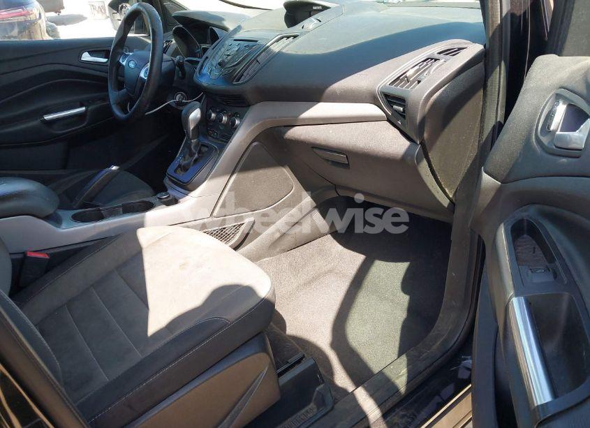 Photo 5 of 2015 Ford Escape SE (VIN 1FMCU0G91FUA18588)