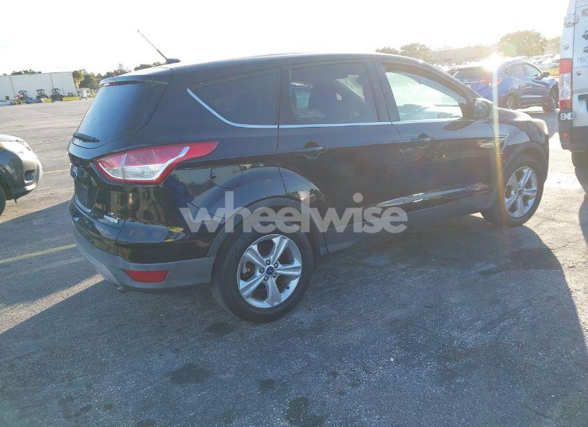 Photo 4 of 2015 Ford Escape SE (VIN 1FMCU0G91FUA80654)
