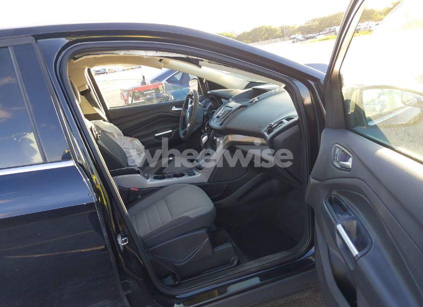 Photo 5 of 2015 Ford Escape SE (VIN 1FMCU0G91FUA80654)