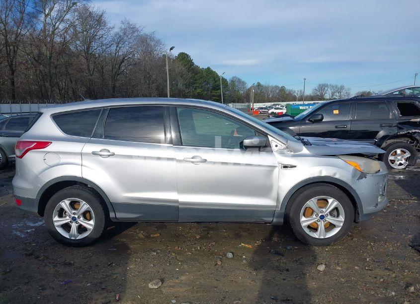 Photo 13 of 2015 Ford Escape SE (VIN 1FMCU0G91FUB41971)