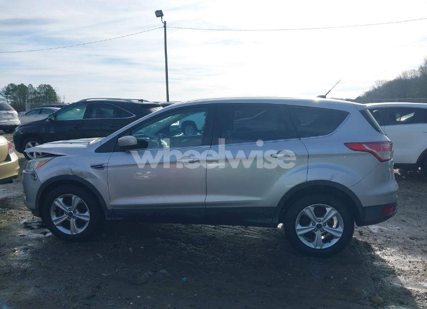 Photo 14 of 2015 Ford Escape SE (VIN 1FMCU0G91FUB41971)