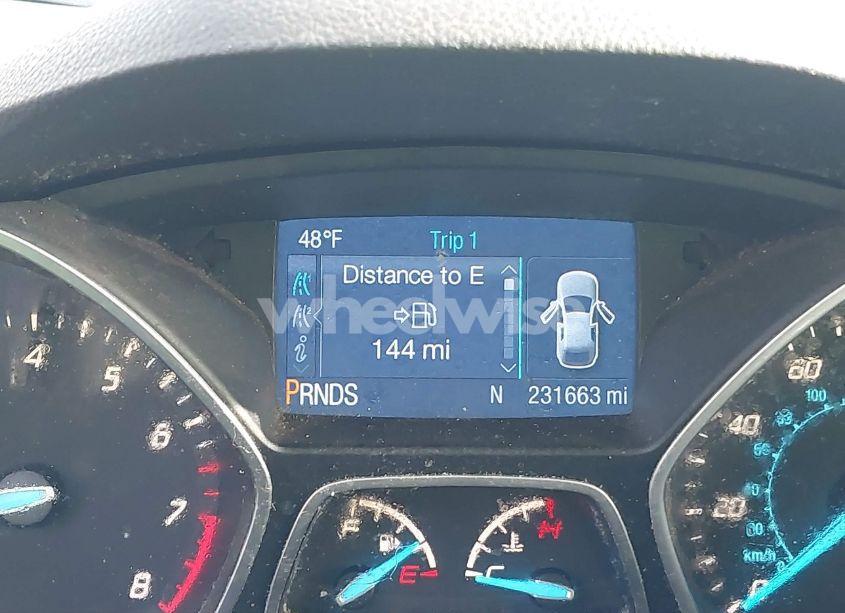 Photo 15 of 2015 Ford Escape SE (VIN 1FMCU0G91FUB41971)