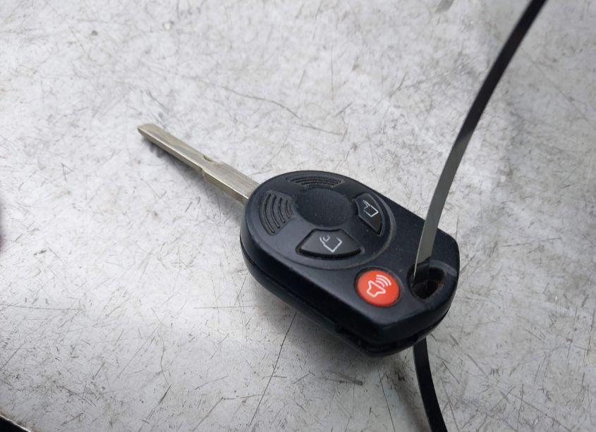 Photo 11 of 2015 Ford Escape SE (VIN 1FMCU0G91FUB88630)