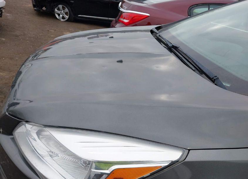 Photo 6 of 2015 Ford Escape SE (VIN 1FMCU0G91FUB88630)