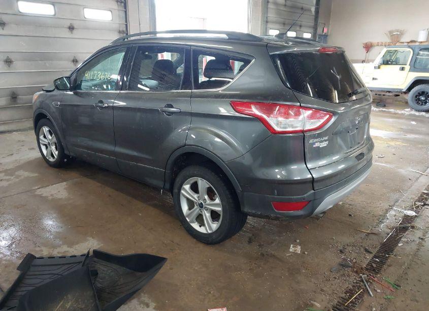 Photo 3 of 2015 Ford Escape SE (VIN 1FMCU0G91FUC45506)