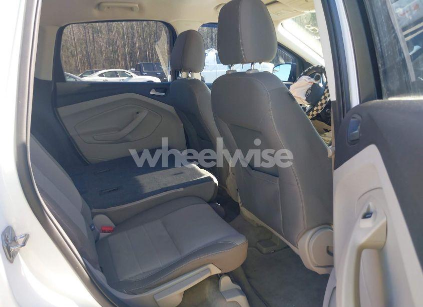 Photo 8 of 2016 Ford Escape SE (VIN 1FMCU0G91GUA99691)