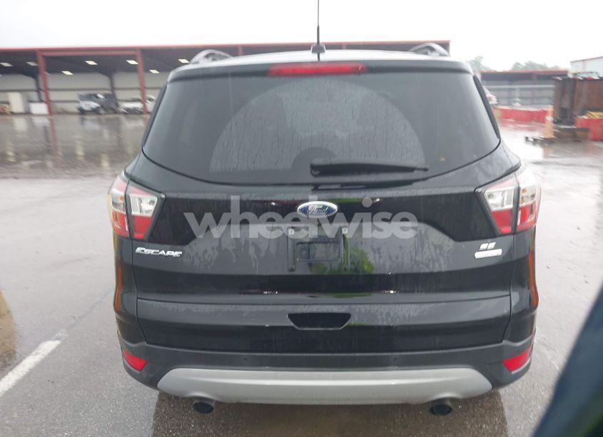 Photo 16 of 2017 Ford Escape SE (VIN 1FMCU0G91HUA48001)