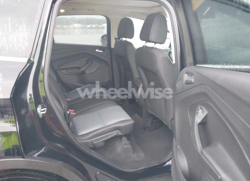 Photo 8 of 2017 Ford Escape SE (VIN 1FMCU0G91HUA48001)