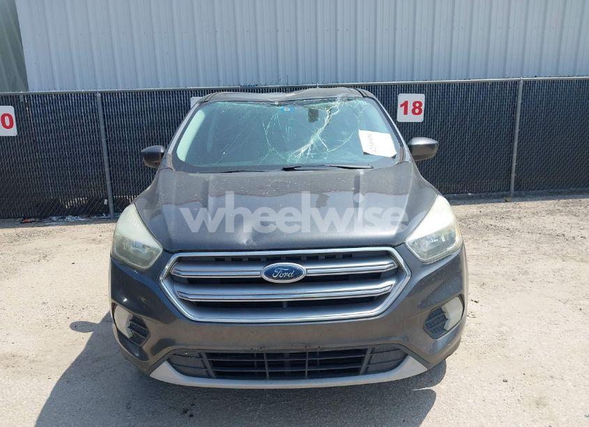 Photo 12 of 2017 Ford Escape SE (VIN 1FMCU0G91HUB31069)
