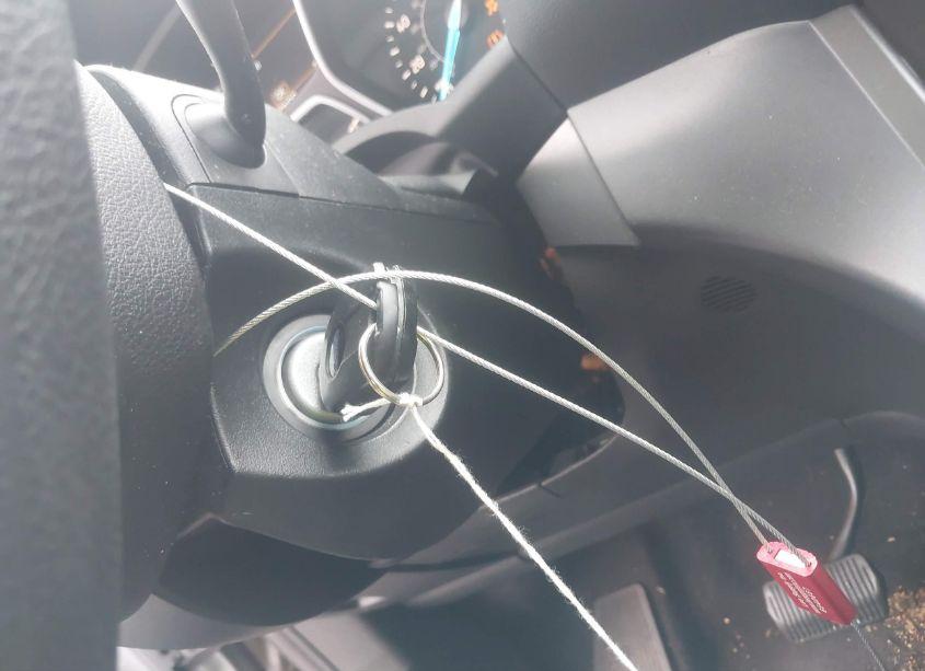 Photo 11 of 2017 Ford Escape SE (VIN 1FMCU0G91HUC97320)