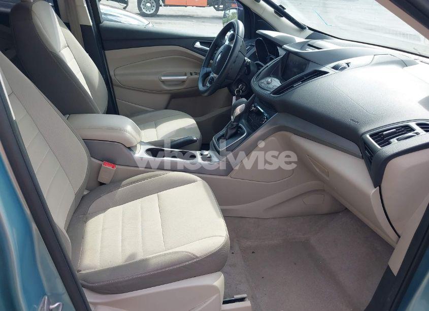 Photo 5 of 2013 Ford Escape SE (VIN 1FMCU0G92DUB36694)