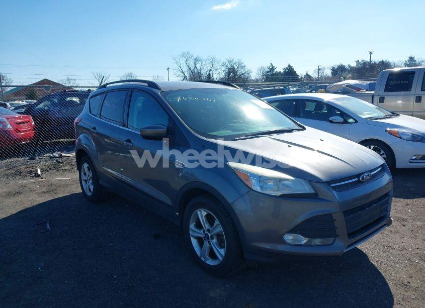 2013 Ford Escape SE (VIN 1FMCU0G92DUB51468) main photo