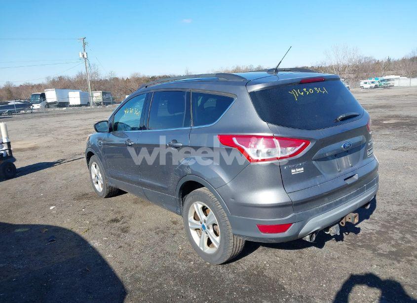 Photo 3 of 2013 Ford Escape SE (VIN 1FMCU0G92DUB51468)