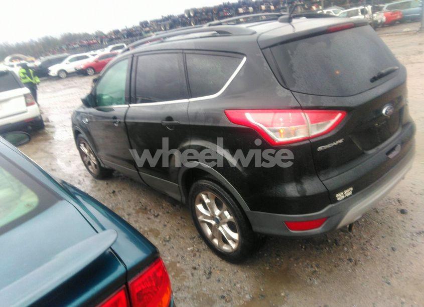 Photo 3 of 2013 Ford Escape SE (VIN 1FMCU0G92DUC18960)