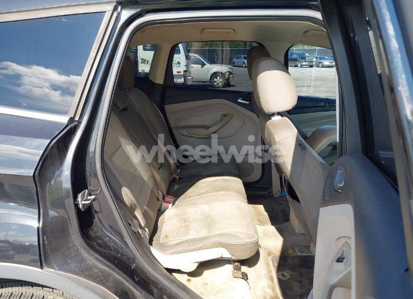 Photo 8 of 2014 Ford Escape SE (VIN 1FMCU0G92EUA30215)