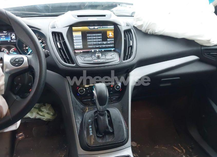 Photo 17 of 2014 Ford Escape SE (VIN 1FMCU0G92EUC15946)