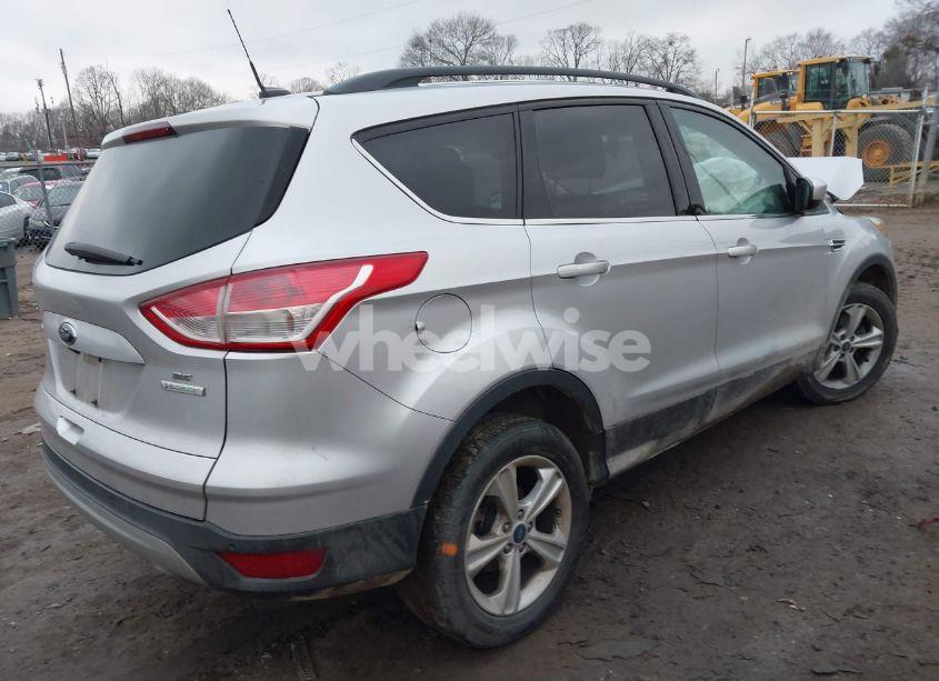 Photo 4 of 2014 Ford Escape SE (VIN 1FMCU0G92EUC15946)