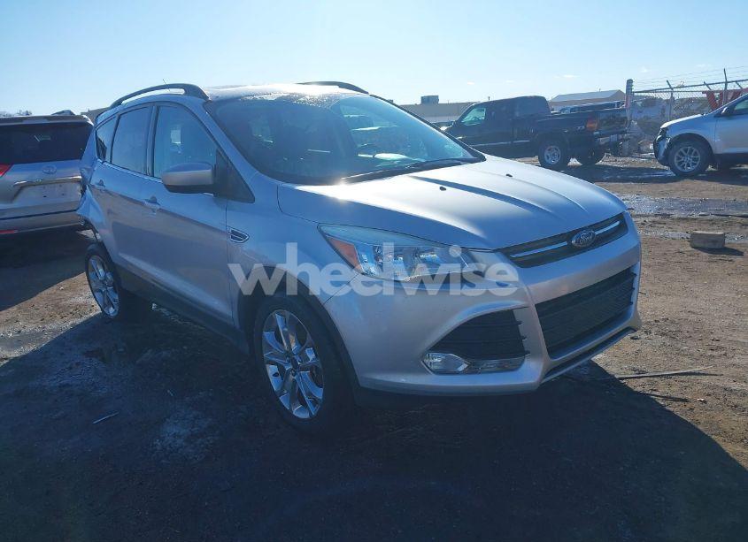 2014 Ford Escape SE (VIN 1FMCU0G92EUC92686) main photo