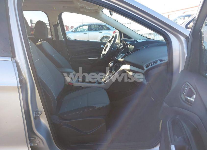 Photo 5 of 2014 Ford Escape SE (VIN 1FMCU0G92EUC92686)