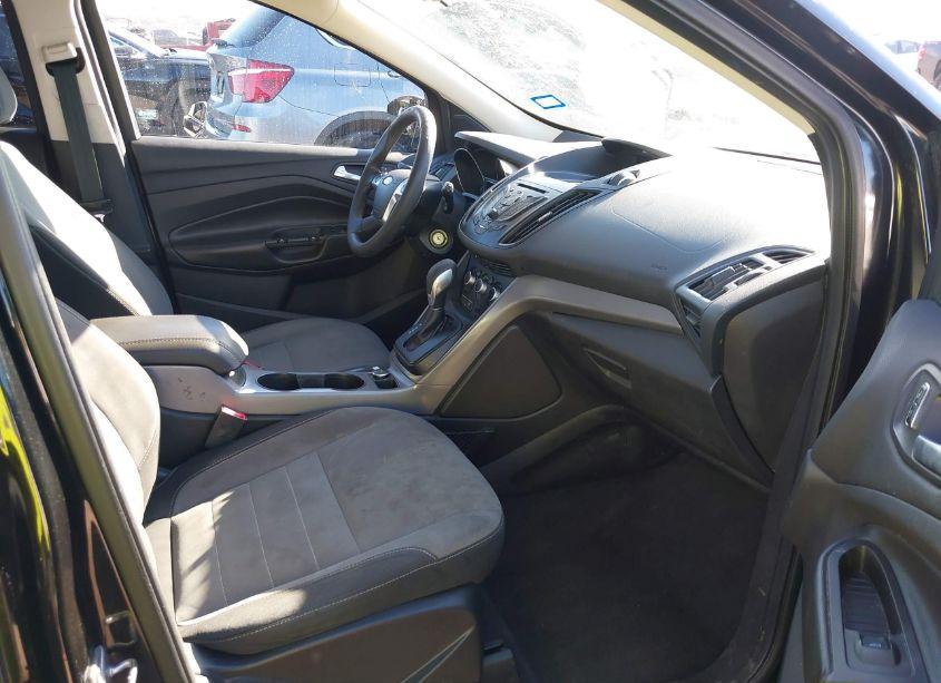 Photo 5 of 2015 Ford Escape SE (VIN 1FMCU0G92FUA10287)