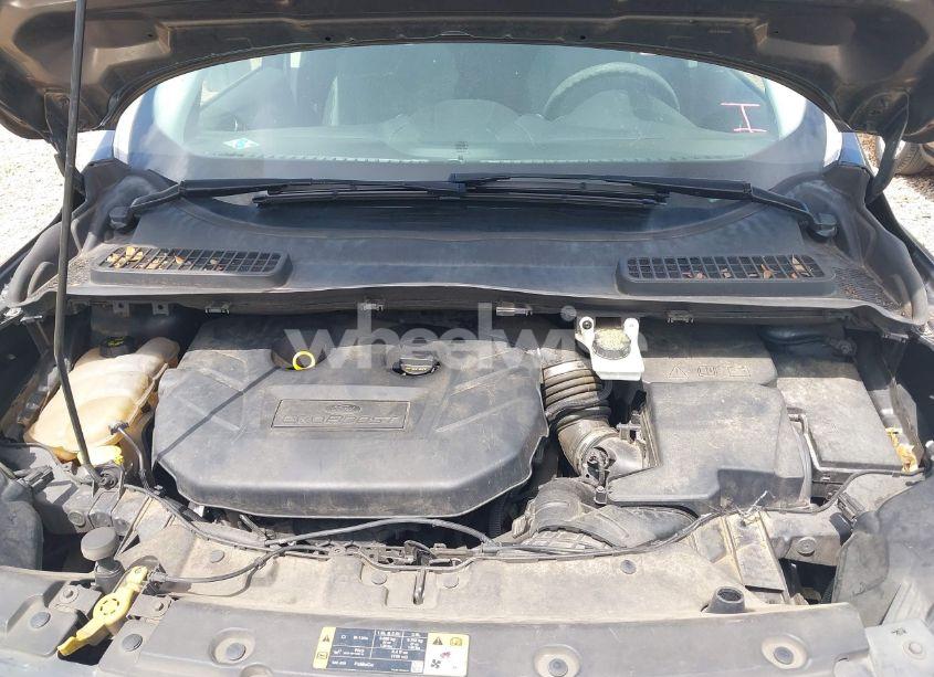 Photo 10 of 2016 Ford Escape SE (VIN 1FMCU0G92GUA31836)