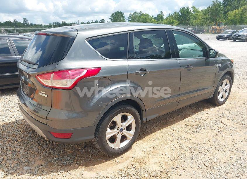 Photo 4 of 2016 Ford Escape SE (VIN 1FMCU0G92GUA31836)