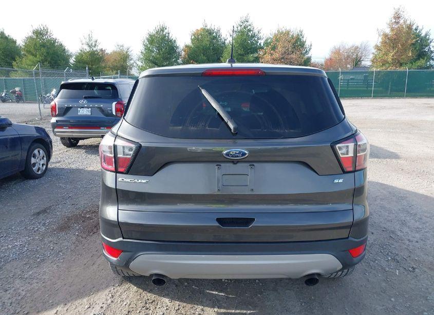 Photo 16 of 2017 Ford Escape SE (VIN 1FMCU0G92HUC52872)