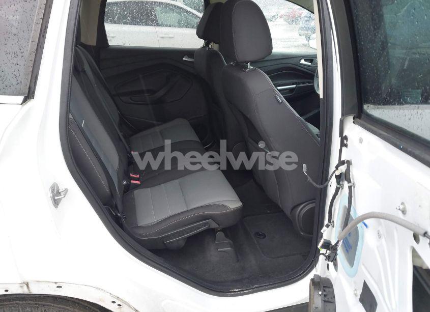 Photo 8 of 2013 Ford Escape SE (VIN 1FMCU0G93DUC01584)