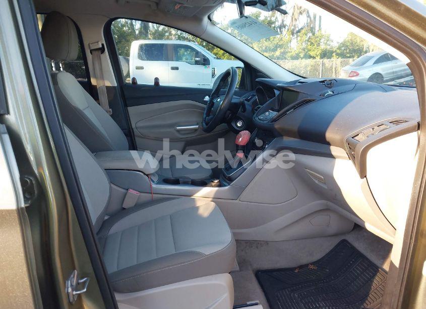 Photo 5 of 2013 Ford Escape SE (VIN 1FMCU0G93DUD49315)